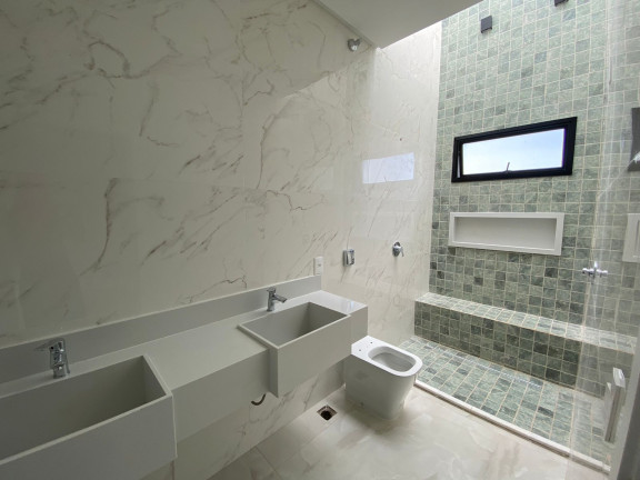 Imagem Casa de Condomínio com 4 Quartos à Venda, 302 m² em Residencial Goiânia Golfe Clube - Goiânia Imagem Casa de Condomínio com 4 Quartos à Venda, 302 m² em Residencial Goiânia Golfe Clube - Goiânia
