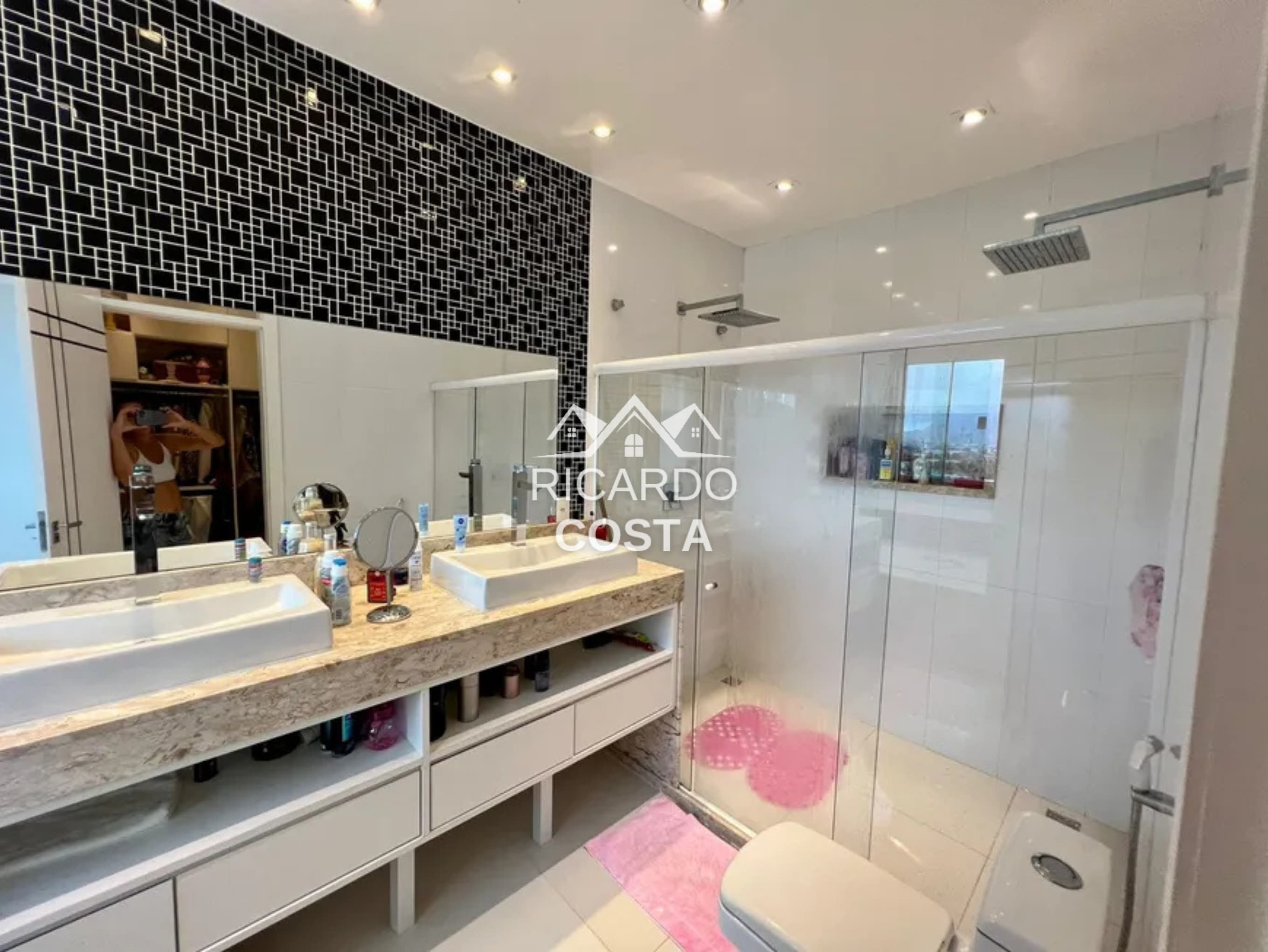 Imagem Casa de Condomínio com 3 Quartos à Venda ou Locação, 310 m² em Jacarepaguá - Rio de Janeiro