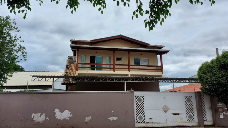 Sobrado com 3 Quartos à Venda, 460 m²em Parque das Indústrias (Nova Veneza) - Sumaré