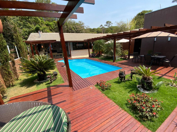 Imagem Casa com 3 Quartos à Venda, 800 m² em Setor Habitacional Arniqueira (Águas Claras) - Brasília Imagem Casa com 3 Quartos à Venda, 800 m² em Setor Habitacional Arniqueira (Águas Claras) - Brasília