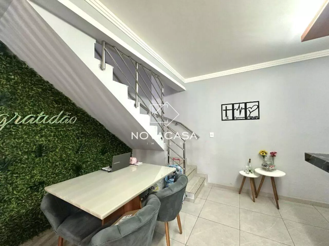 Imagem Casa com 2 Quartos à Venda, 70 m² em Santa Mônica - Belo Horizonte Imagem Casa com 2 Quartos à Venda, 70 m² em Santa Mônica - Belo Horizonte