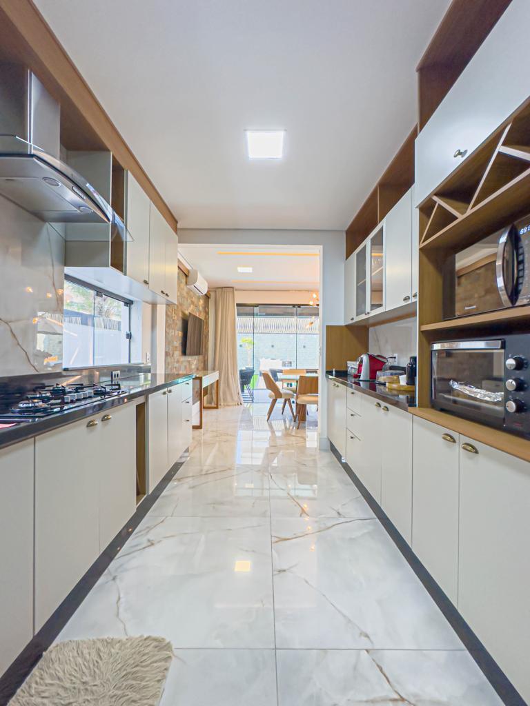 Imagem Casa de Condomínio com 4 Quartos à Venda, 206 m²em Alphaville - Santana de Parnaíba Imagem Casa de Condomínio com 4 Quartos à Venda, 206 m²em Alphaville - Santana de Parnaíba