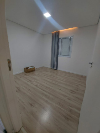 Imagem Apartamento com 2 Quartos à Venda, 52 m² em Centro - Poá
