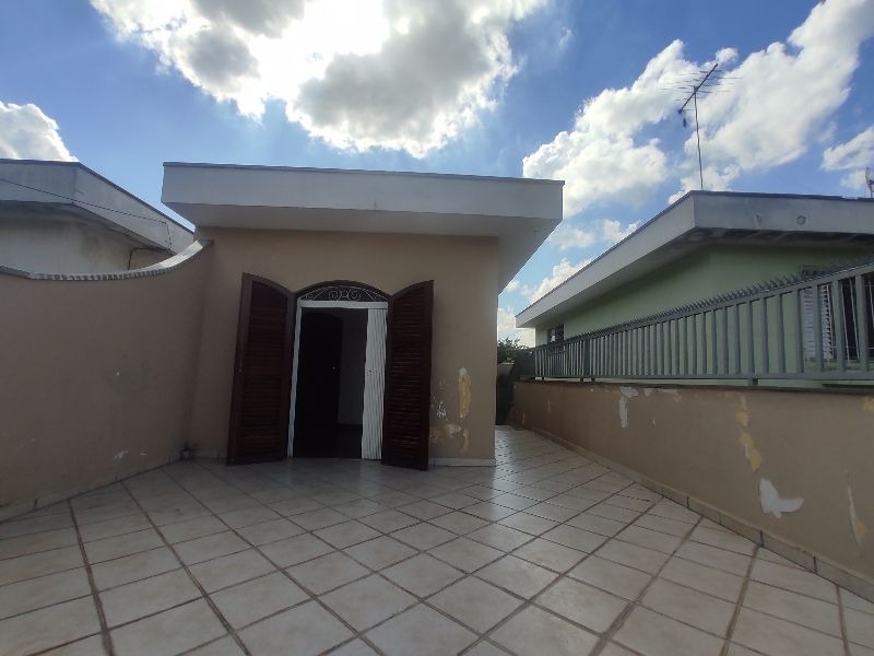 Casa com 3 Quartos para Alugar, 300 m²em Vila Clarice - São Paulo