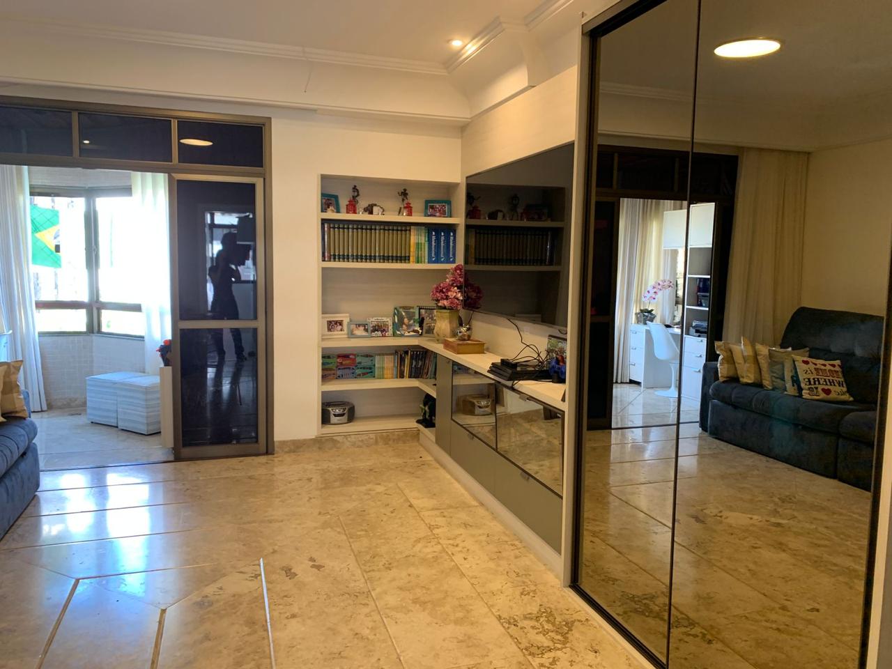 Imagem Apartamento com 4 Quartos à Venda, 389 m² em Barreiras - Salvador