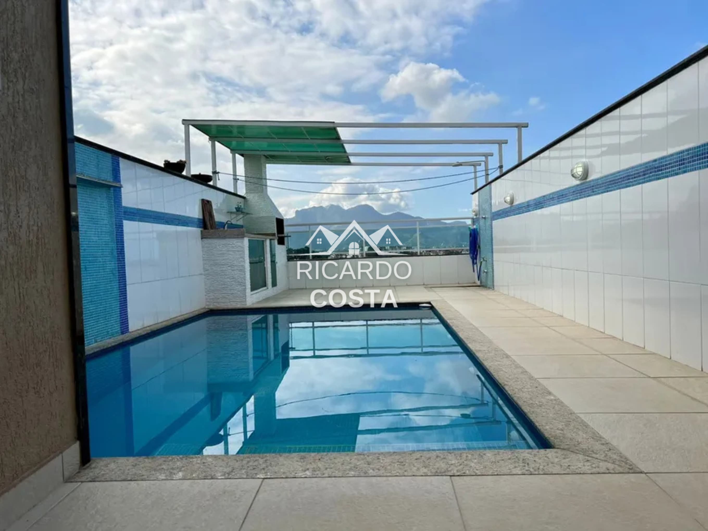 Imagem Casa de Condomínio com 3 Quartos à Venda ou Locação, 310 m² em Jacarepaguá - Rio de Janeiro
