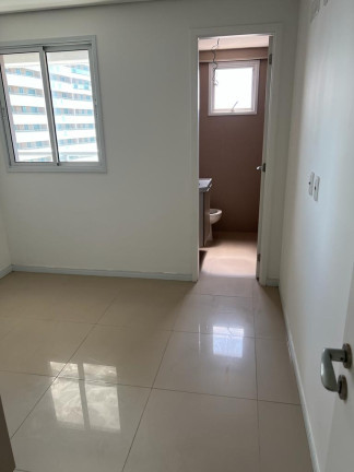 Imagem Apartamento com 3 Quartos à Venda,  em Engenheiro Luciano Cavalcante - Fortaleza
