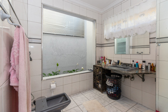 Imagem Casa com 3 Quartos à Venda, em Vila Madalena - São Paulo Imagem Casa com 3 Quartos à Venda, em Vila Madalena - São Paulo