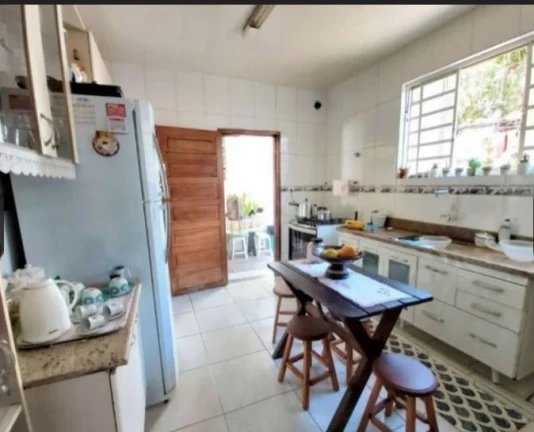 Imagem Casa com 4 Quartos à Venda, 298 m² em Lagoinha - Belo Horizonte Imagem Casa com 4 Quartos à Venda, 298 m² em Lagoinha - Belo Horizonte
