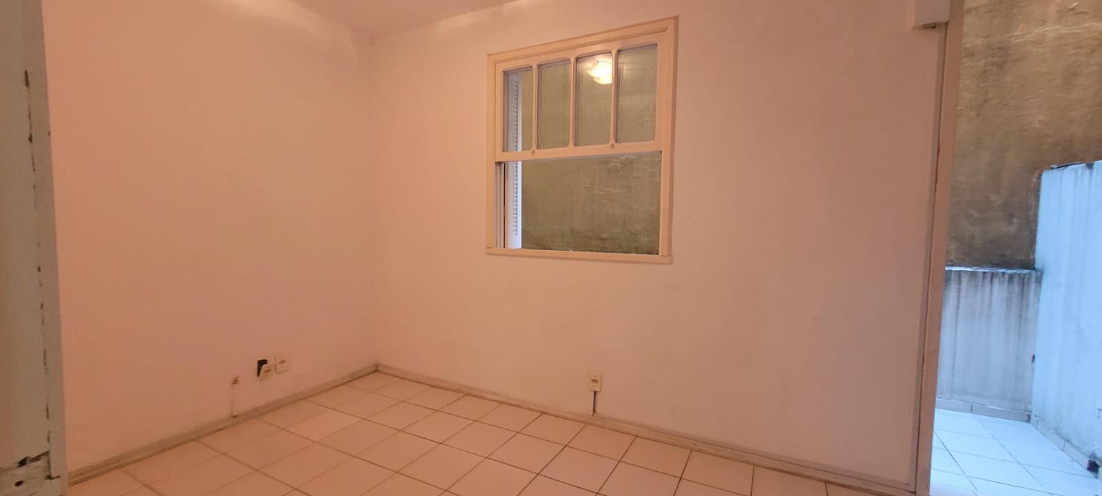 Imagem Sala Comercial à Venda, 27 m²em Centro - Santa Maria Imagem Sala Comercial à Venda, 27 m²em Centro - Santa Maria
