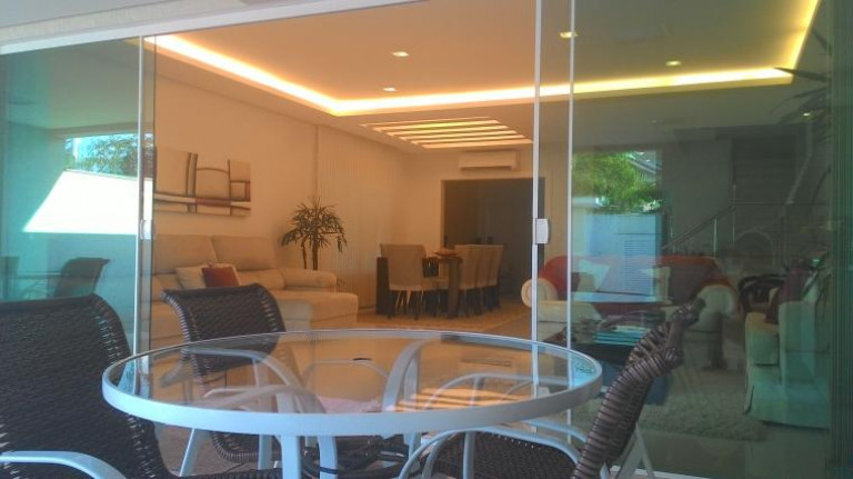 Imagem Casa de Condomínio com 5 Quartos à Venda, 315 m² em Recreio dos Bandeirantes - Rio de Janeiro Imagem Casa de Condomínio com 5 Quartos à Venda, 315 m² em Recreio dos Bandeirantes - Rio de Janeiro
