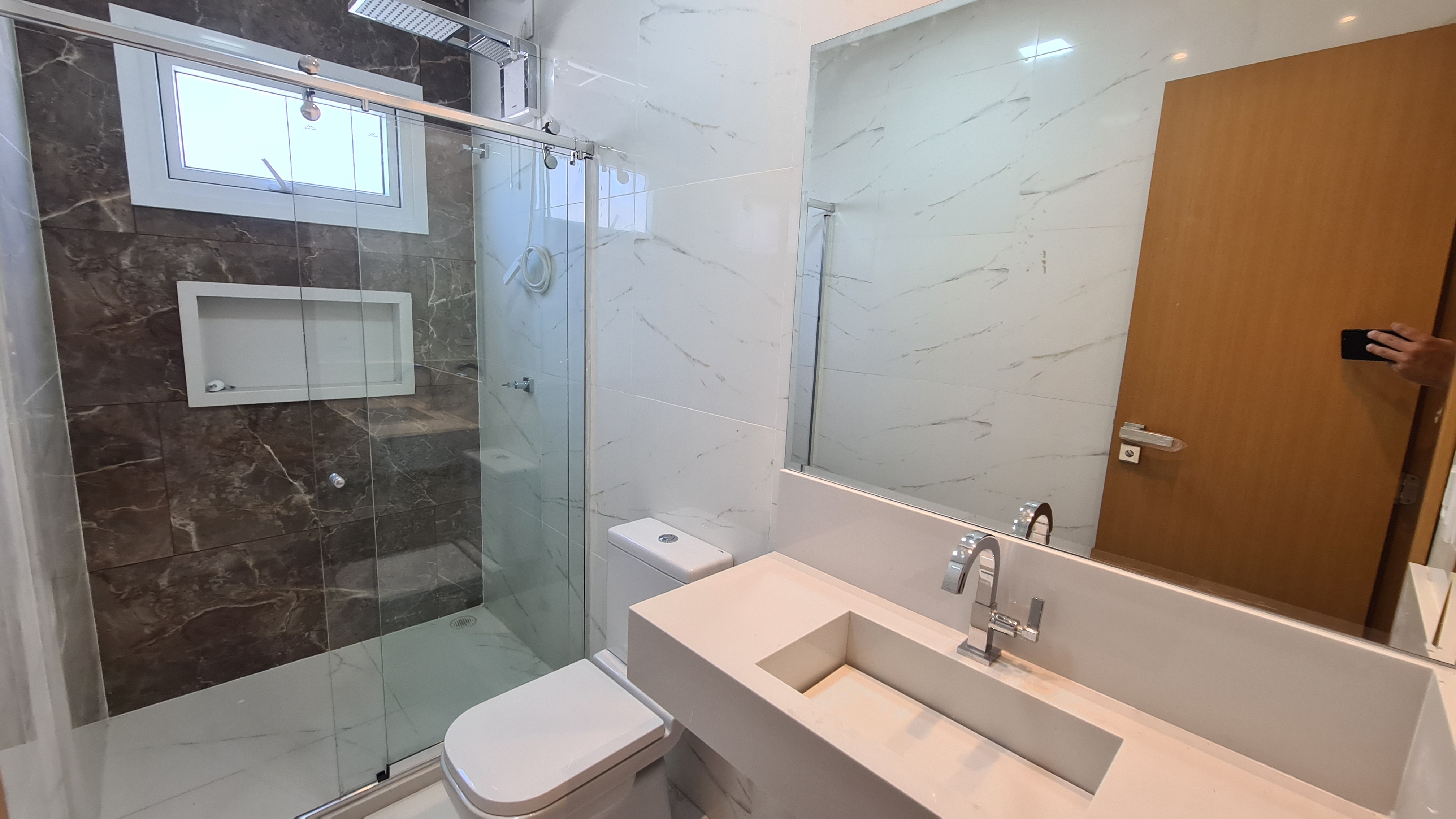 Imagem Casa de Condomínio com 6 Quartos à Venda, 335 m² em Guarajuba (Monte Gordo) - Camaçari Imagem Casa de Condomínio com 6 Quartos à Venda, 335 m² em Guarajuba (Monte Gordo) - Camaçari