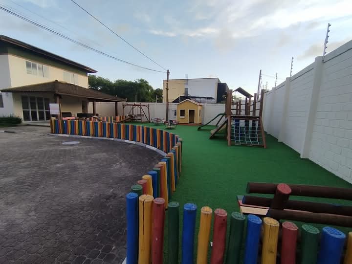 Imagem Casa de Condomínio com 3 Quartos para Alugar, 200 m²em Vila de Abrantes (Abrantes) - Camaçari Imagem Casa de Condomínio com 3 Quartos para Alugar, 200 m²em Vila de Abrantes (Abrantes) - Camaçari