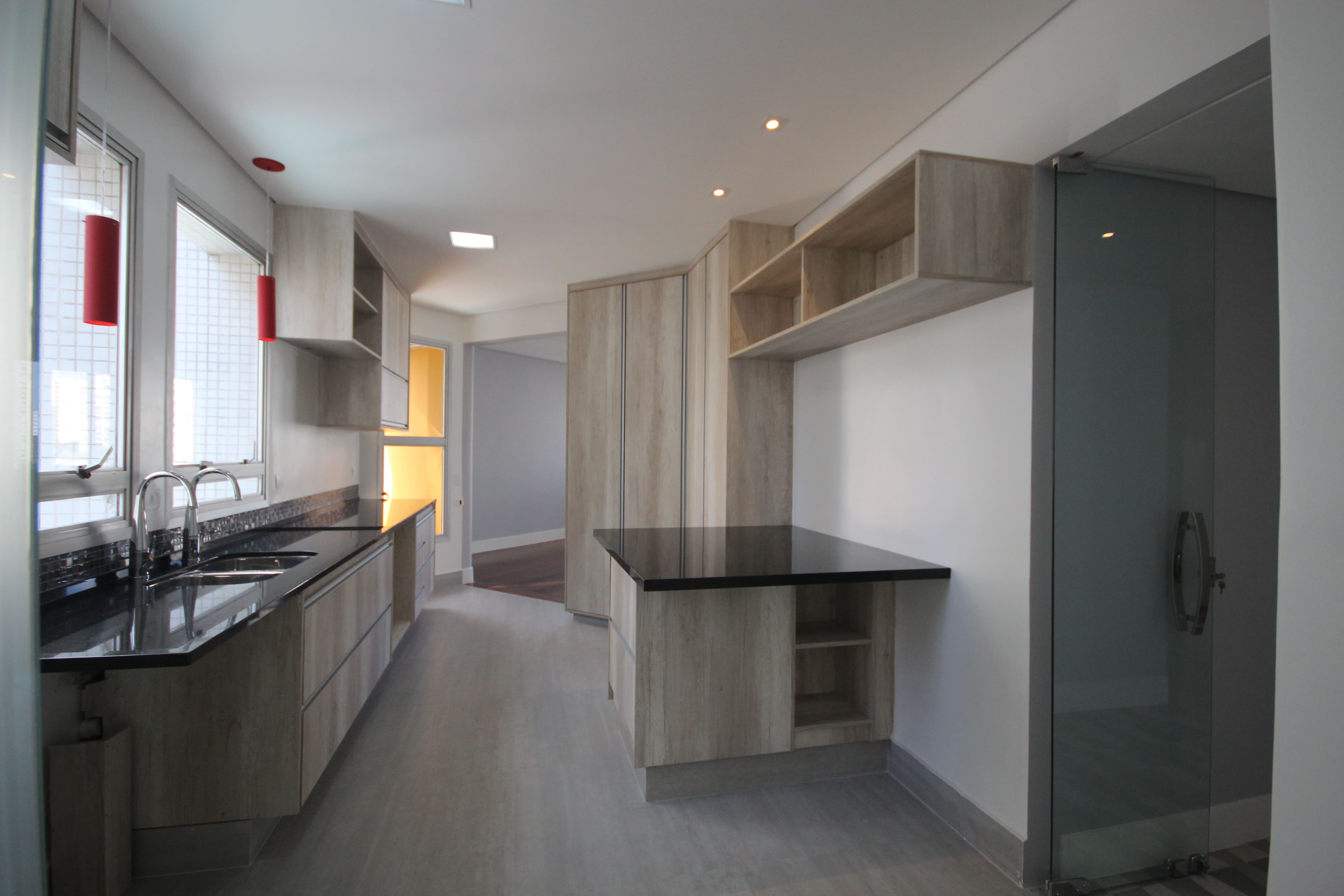 Imagem Apartamento com 3 Quartos à Venda, 245 m²em Vila Uberabinha - São Paulo
