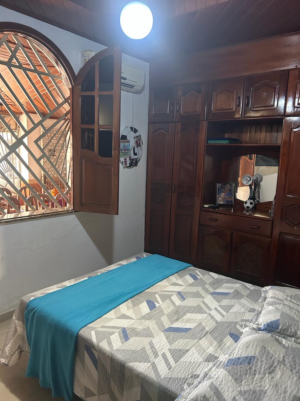 Imagem Casa com 4 Quartos à Venda, 240 m²em Marambaia - Belém