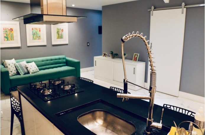 Apartamento com 2 Quartos à Venda, 100 m² em Charitas - Niterói