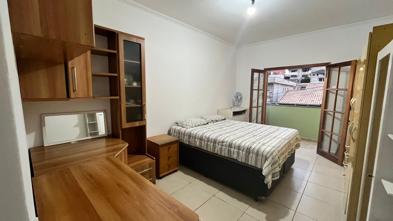 Imagem Casa com 4 Quartos à Venda, 182 m²em São Luiz (Polvilho) - Cajamar Imagem Casa com 4 Quartos à Venda, 182 m²em São Luiz (Polvilho) - Cajamar