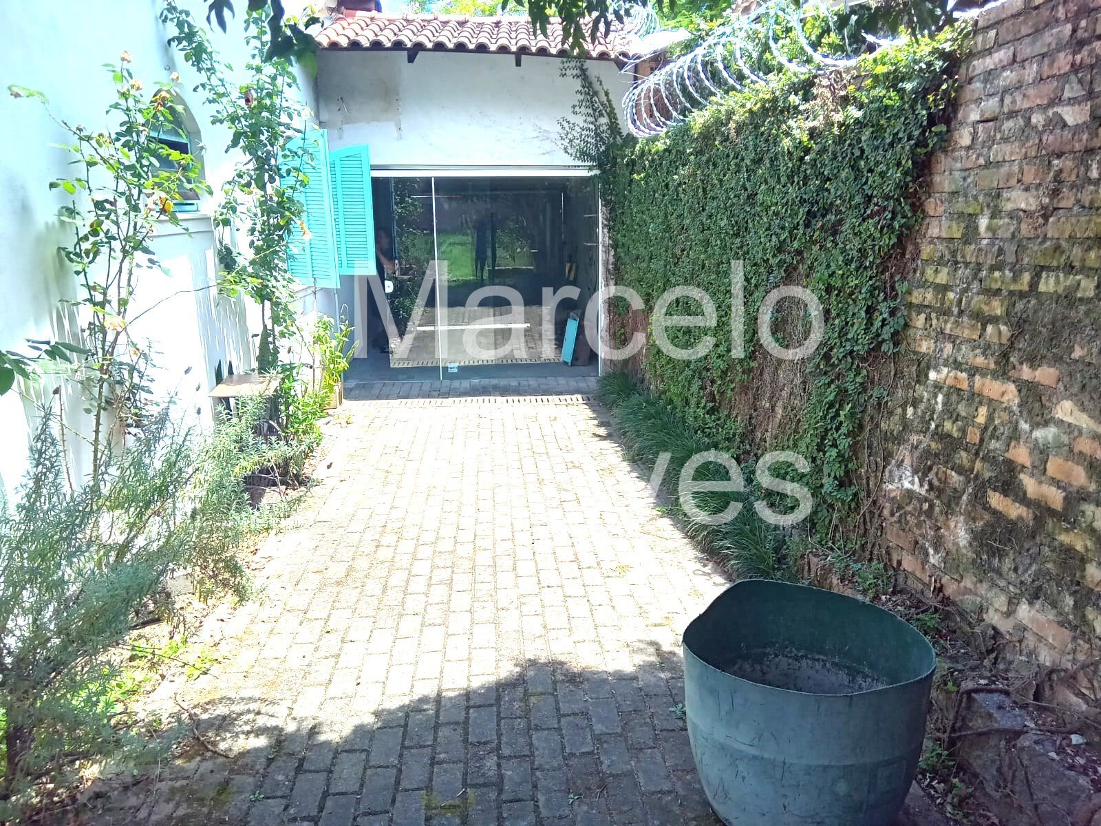 Imagem Sobrado com 3 Quartos à Venda, 100 m² em Jardim Botânico - Porto Alegre Imagem Sobrado com 3 Quartos à Venda, 100 m² em Jardim Botânico - Porto Alegre