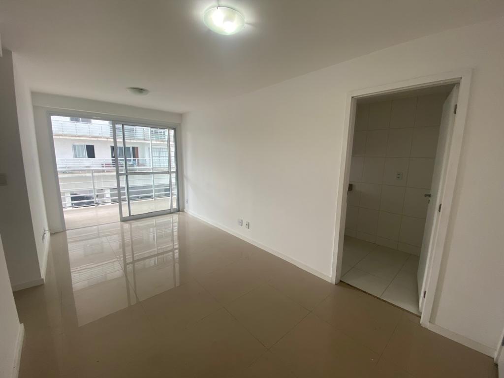 Imagem Apartamento com 2 Quartos à Venda, 71 m²em Recreio dos Bandeirantes - Rio de Janeiro Imagem Apartamento com 2 Quartos à Venda, 71 m²em Recreio dos Bandeirantes - Rio de Janeiro