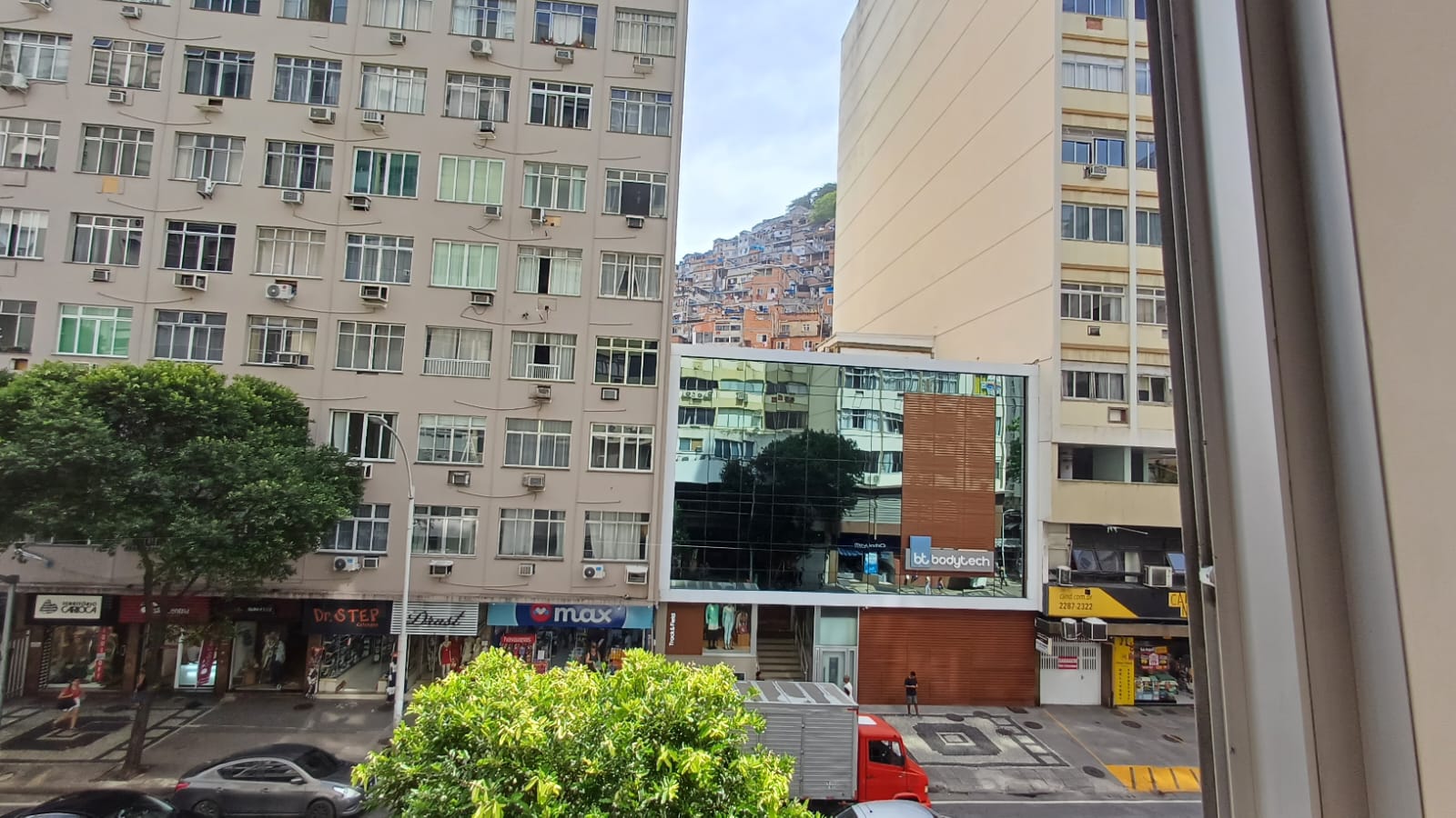 Imagem Apartamento à Venda, 42 m²em Copacabana - Rio de Janeiro Imagem Apartamento à Venda, 42 m²em Copacabana - Rio de Janeiro