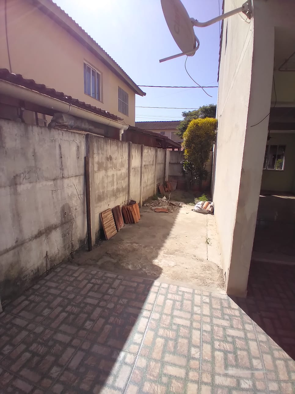 Imagem Casa com 2 Quartos para Alugar, 57 m²em Campo Alegre - Nova Iguaçu Imagem Casa com 2 Quartos para Alugar, 57 m²em Campo Alegre - Nova Iguaçu