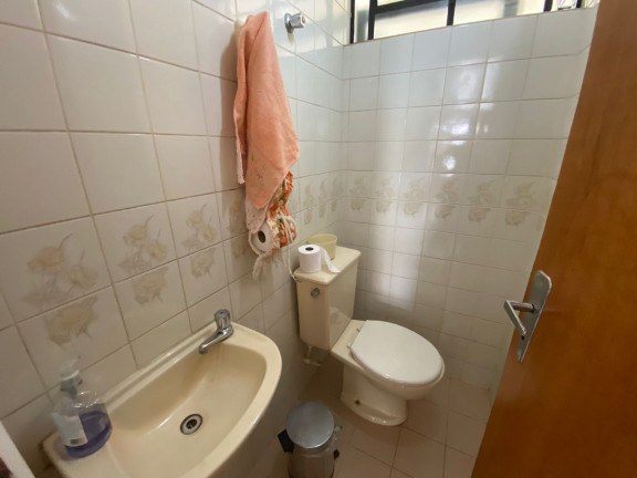 Imagem Sobrado com 4 Quartos à Venda, 209 m²em Setor Bela Vista - Goiânia