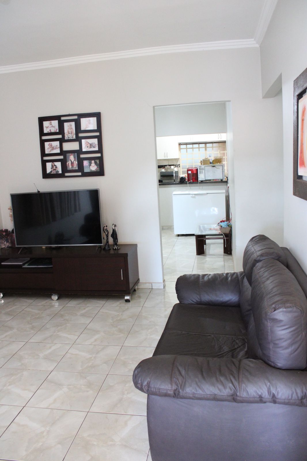 Imagem Casa com 4 Quartos à Venda, 270 m²em Jardim Clarissa - Goiânia
