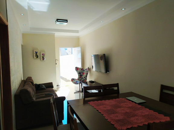 Imagem Casa com 3 Quartos à Venda, 120 m² em Residencial Algarve - Mogi Das Cruzes