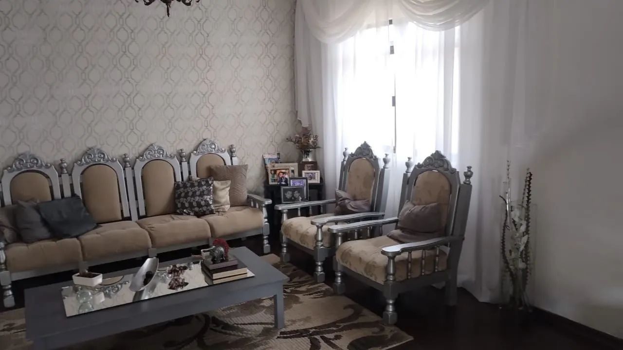 Imagem Casa com 5 Quartos à Venda, 300 m² em São Pedro - Juiz de Fora Imagem Casa com 5 Quartos à Venda, 300 m² em São Pedro - Juiz de Fora