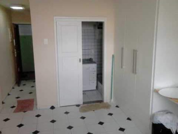 Imagem Kitnet com 1 Quarto para Alugar, 35 m² em Flamengo - Rio de Janeiro Imagem Kitnet com 1 Quarto para Alugar, 35 m² em Flamengo - Rio de Janeiro