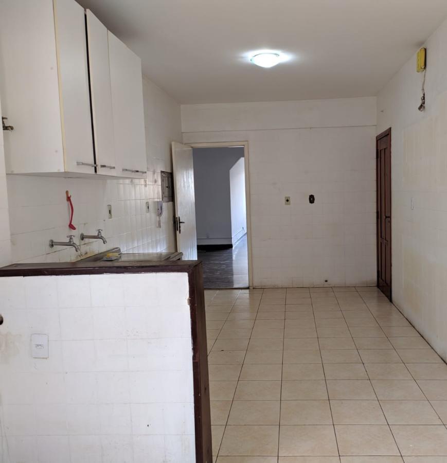 Imagem Apartamento com 4 Quartos para Alugar, 200 m²em Batista Campos - Belém Imagem Apartamento com 4 Quartos para Alugar, 200 m²em Batista Campos - Belém