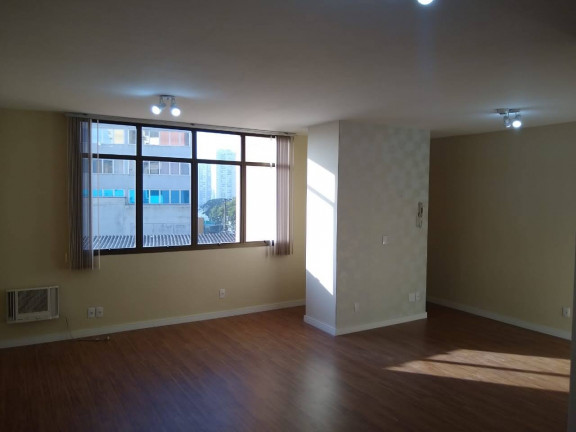 Imagem Sala Comercial à Venda ou Locação, 40 m² em Centro - Jundiaí Imagem Sala Comercial à Venda ou Locação, 40 m² em Centro - Jundiaí