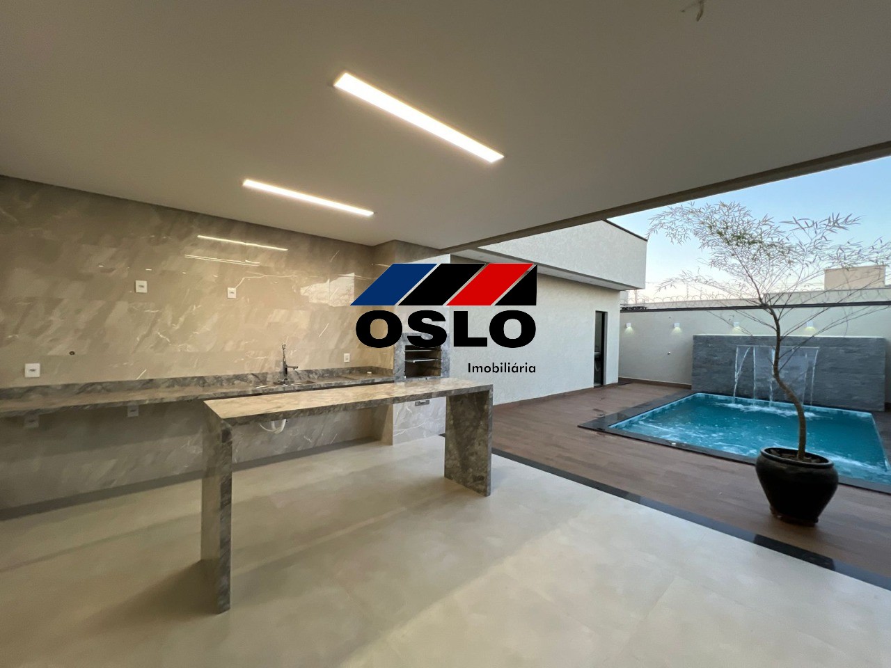 Imagem Casa com 4 Quartos à Venda, 192 m²em Moinho dos Ventos - Goiânia