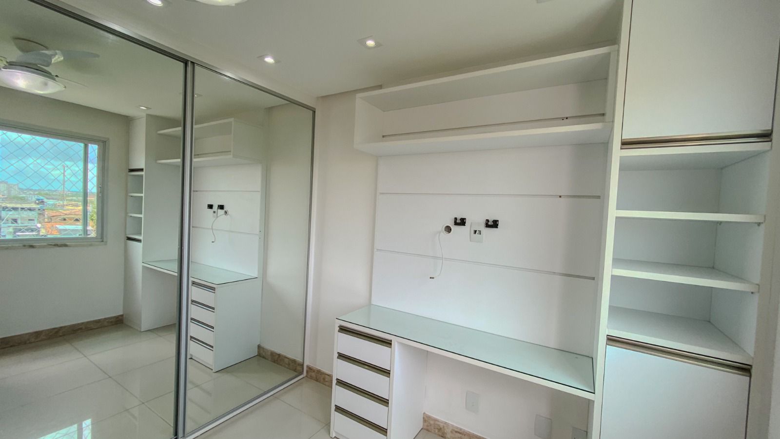 Imagem Apartamento com 3 Quartos para Alugar, 87 m²em Centro - Lauro de Freitas