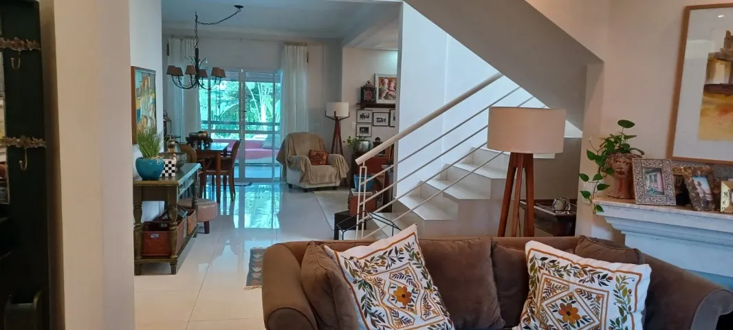 Imagem Casa com 3 Quartos à Venda, 263 m² em Jurerê Internacional - Florianópolis