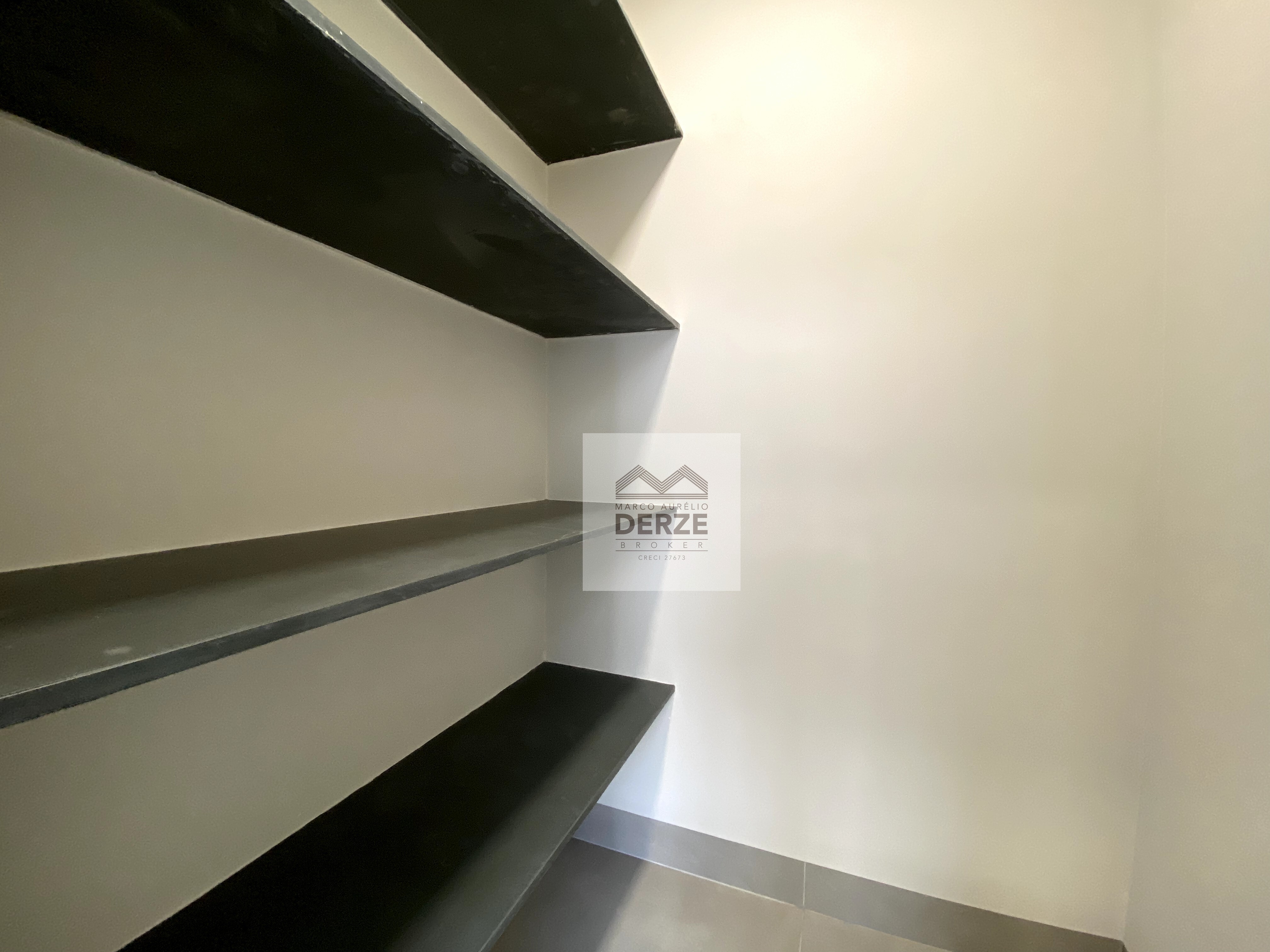 Imagem Casa com 3 Quartos à Venda, 210 m²em Vigilato Pereira - Uberlândia