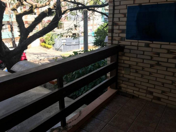 Imagem Casa com 3 Quartos à Venda, 250 m² em Petrópolis - Porto Alegre