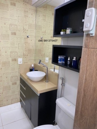 Imagem Apartamento com 3 Quartos à Venda, 73 m² em Jardim Renascença - São Luís