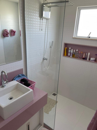 Imagem Casa com 3 Quartos à Venda, 293 m² em Buraquinho - Lauro de Freitas Imagem Casa com 3 Quartos à Venda, 293 m² em Buraquinho - Lauro de Freitas