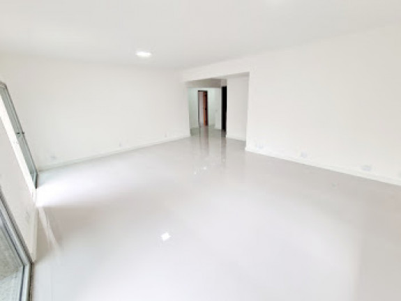 Imagem Apartamento com 4 Quartos à Venda, 185 m² em Copacabana - Rio de Janeiro Imagem Apartamento com 4 Quartos à Venda, 185 m² em Copacabana - Rio de Janeiro
