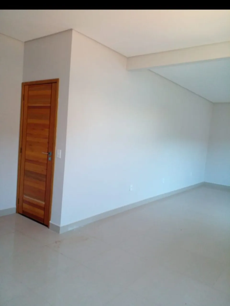 Imagem Sala Comercial para Alugar, 42 m² em Condomínio Residencial Santa Maria (Santa Maria) - Brasília Imagem Sala Comercial para Alugar, 42 m² em Condomínio Residencial Santa Maria (Santa Maria) - Brasília