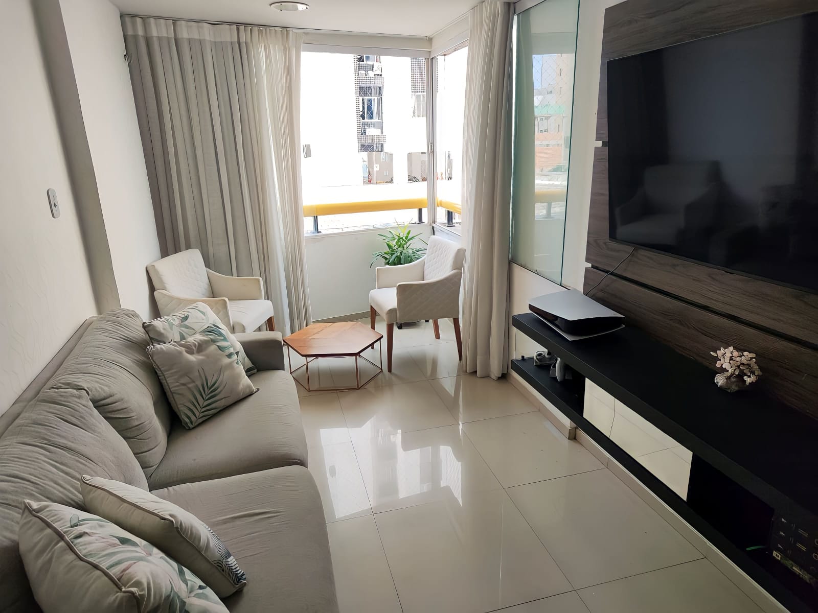 Imagem Apartamento com 3 Quartos à Venda, 86 m²em Renascença - São Luís