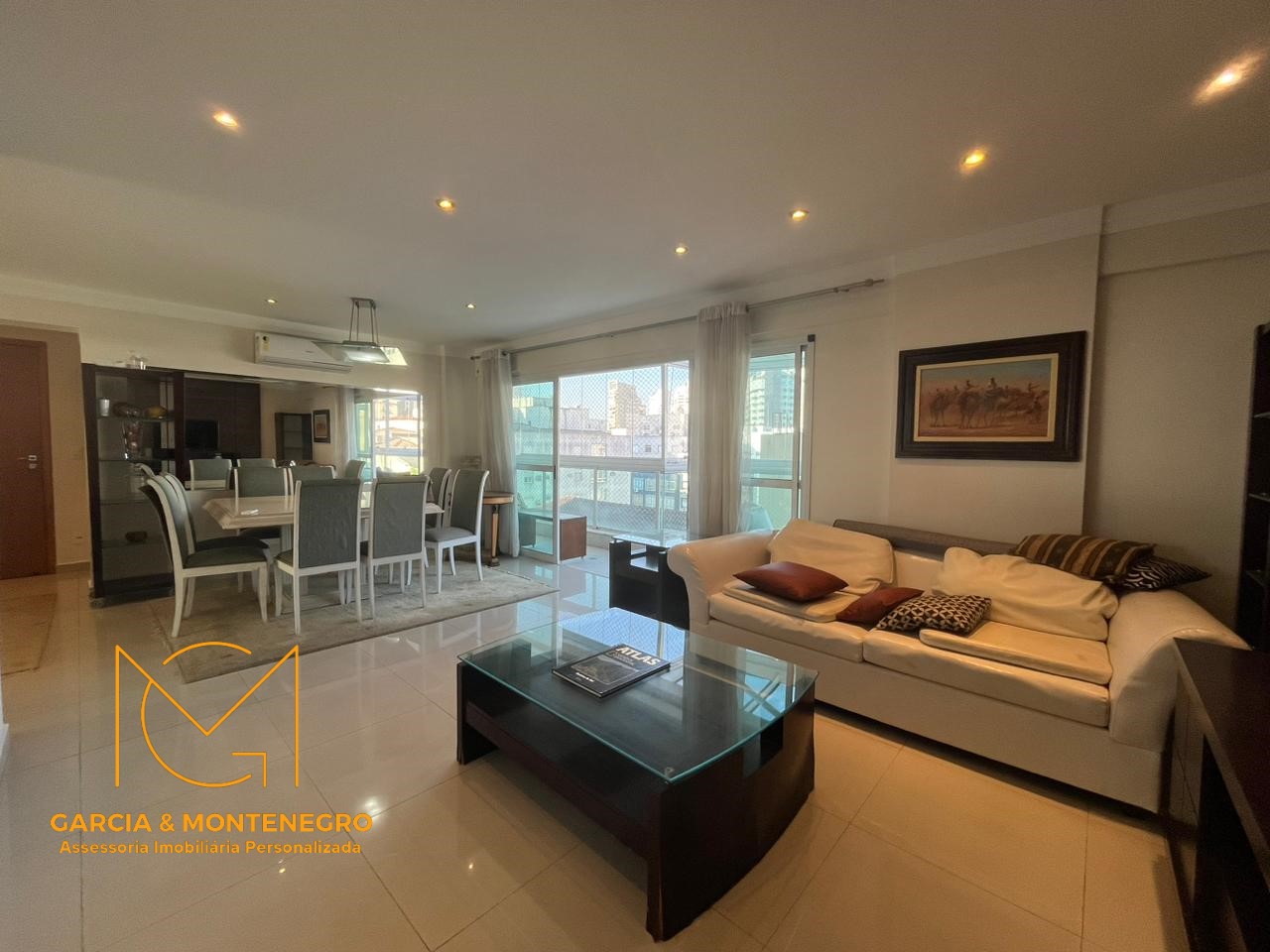Imagem Apartamento com 3 Quartos para Alugar, 200 m²em Gonzaga - Santos