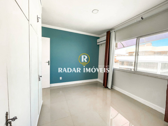 Imagem Apartamento com 3 Quartos à Venda, 208 m² em Algodoal - Cabo Frio