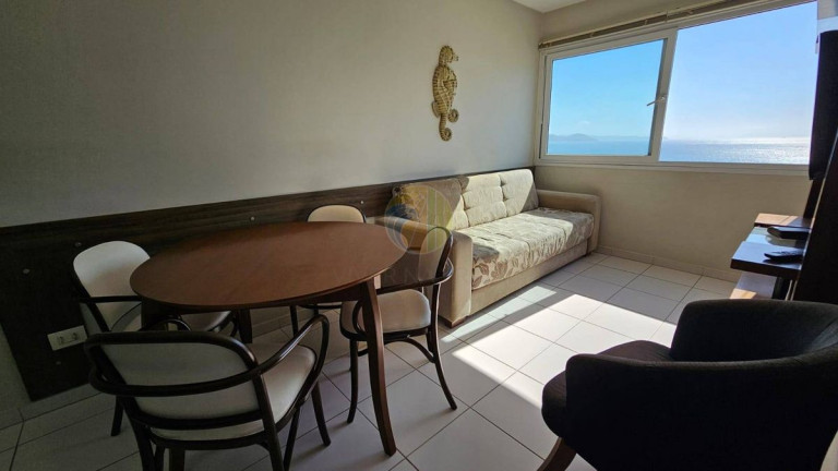 Imagem Apartamento com 2 Quartos à Venda,  em Centro - Balneário Camboriú