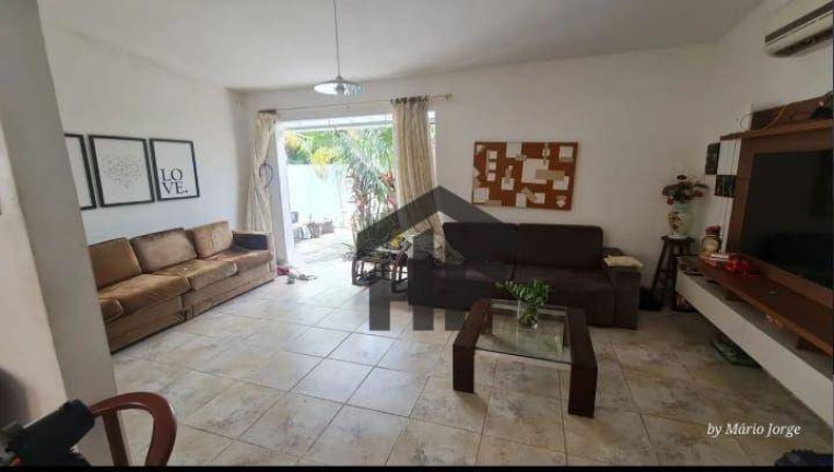 Imagem Casa com 3 Quartos à Venda, 427 m² em Hipódromo - Recife