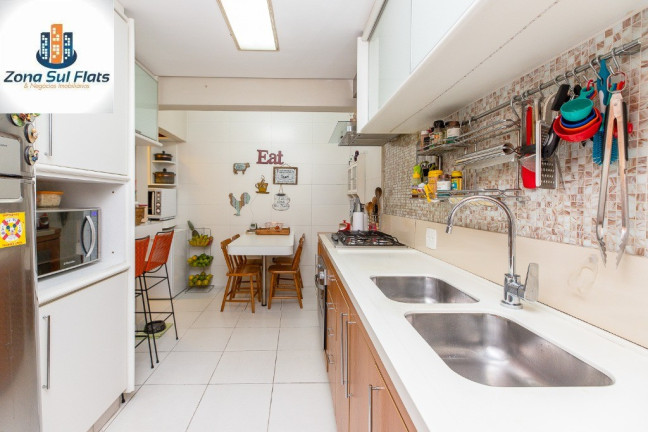Imagem Casa com 3 Quartos à Venda, 220 m² em Vila Tramontano - São Paulo
