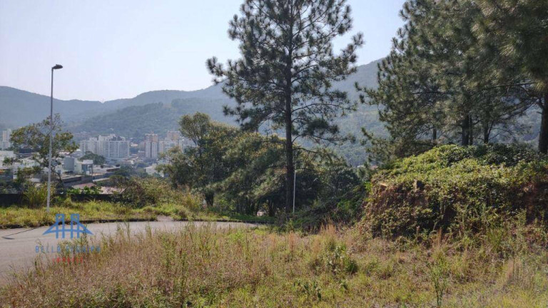 Imagem Terreno à Venda, 747 m² em Itacorubi - Florianópolis