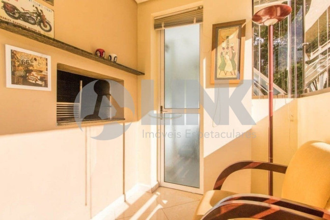 Imagem Apartamento com 3 Quartos à Venda, 110 m² em Auxiliadora - Porto Alegre Imagem Apartamento com 3 Quartos à Venda, 110 m² em Auxiliadora - Porto Alegre