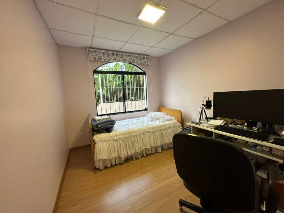Imagem Casa com 4 Quartos à Venda, 251 m² em Coqueiros - Florianópolis